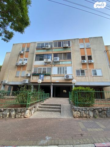 דירה, דוד רזיאל, דוד רזיאל, קרית שמונה