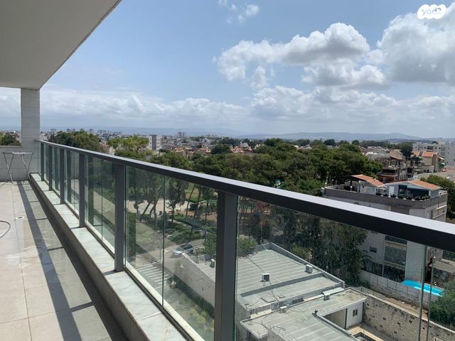 גג/ פנטהאוז, השיירה, קרית חיים מזרחית, חיפה