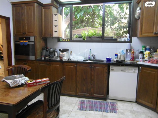 בית פרטי/ קוטג', שדרות קרן קיימת לישראל, תל ברוך, תל אביב יפו