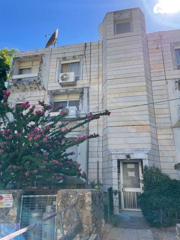דירה, האצ"ל 32, שיכון ד', קרית שמונה