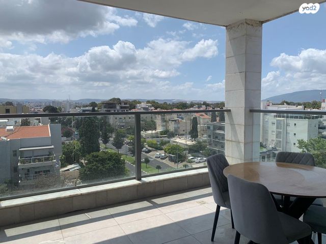 גג/ פנטהאוז, השיירה, קרית חיים מזרחית, חיפה