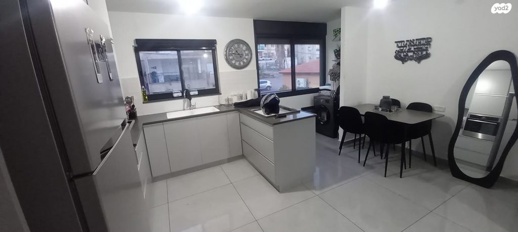 שיכון עובדים