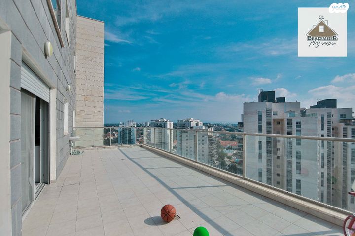 גג/ פנטהאוז, נווה פרדסים, פרדס חנה כרכור