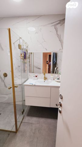 גג/ פנטהאוז, טבריה