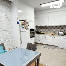 דירה, הדולב, קדימה צורן