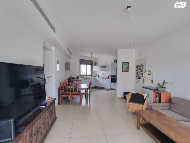 דופלקס, מודיעין מכבים רעות