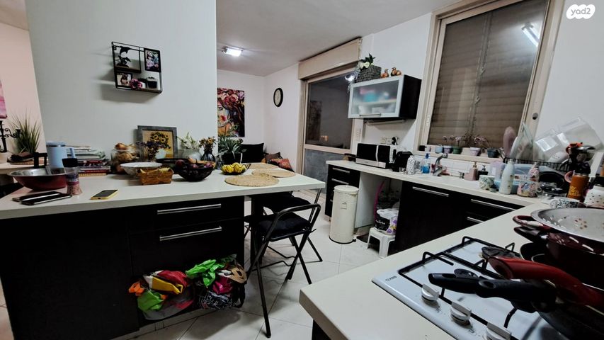 דירה, כפר סבא