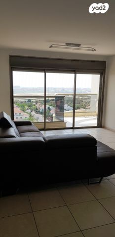 דירה, מעגל השלום, קרית חתני פרס נובל, ראשון לציון