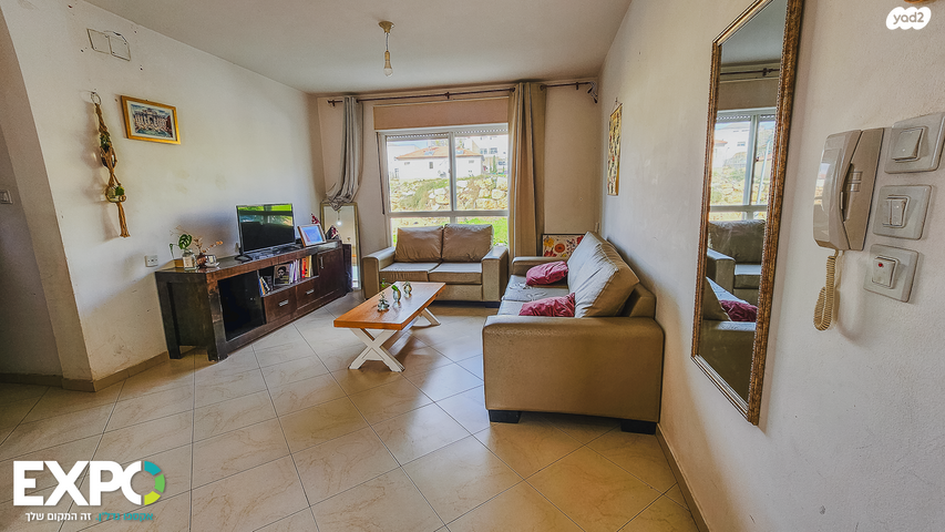 דירה, התבור 10, אריאל