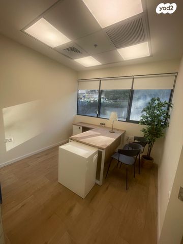 משרדים, קרית הממשלה ע"ש רבין, חיפה