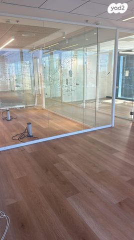 משרדים, דרך מנחם בגין, תל אביב יפו