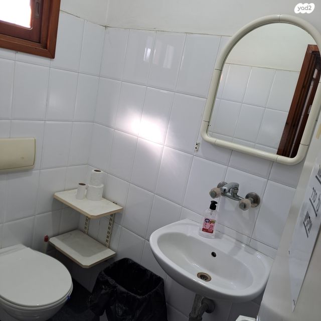 מבני תעשיה, חדרה