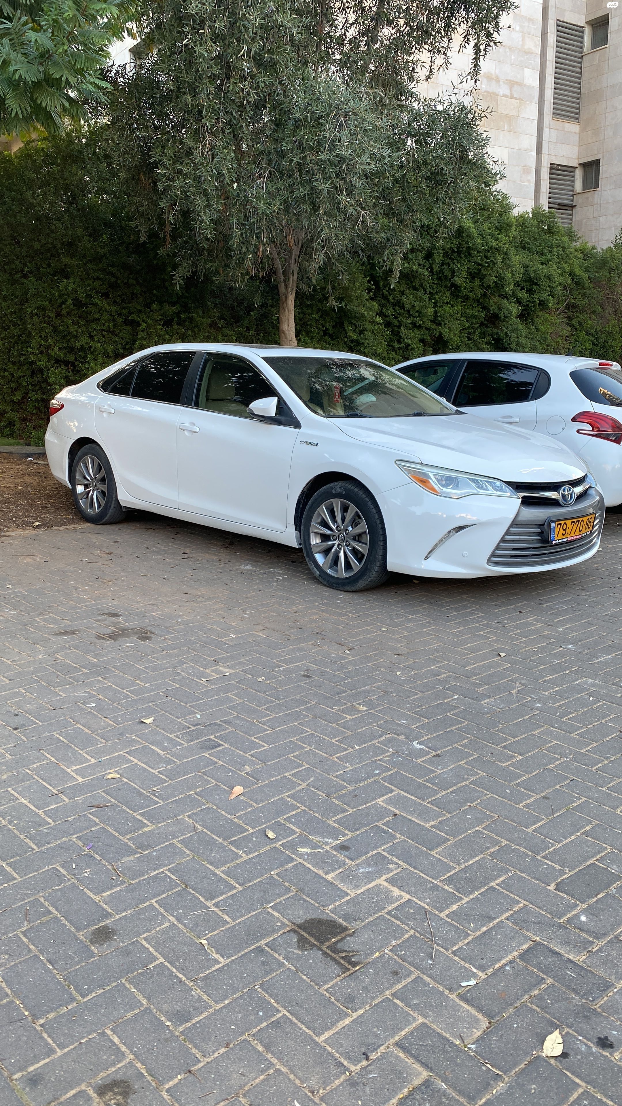 מודעת רכב טויוטה קאמרי