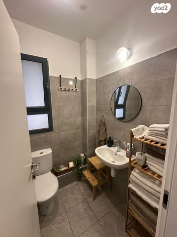 דירה, שמעון פרס 11, המחנה הצבאי, קרית מלאכי