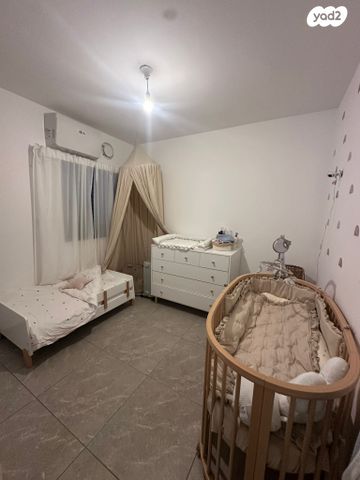 דירה, שמעון פרס 11, המחנה הצבאי, קרית מלאכי