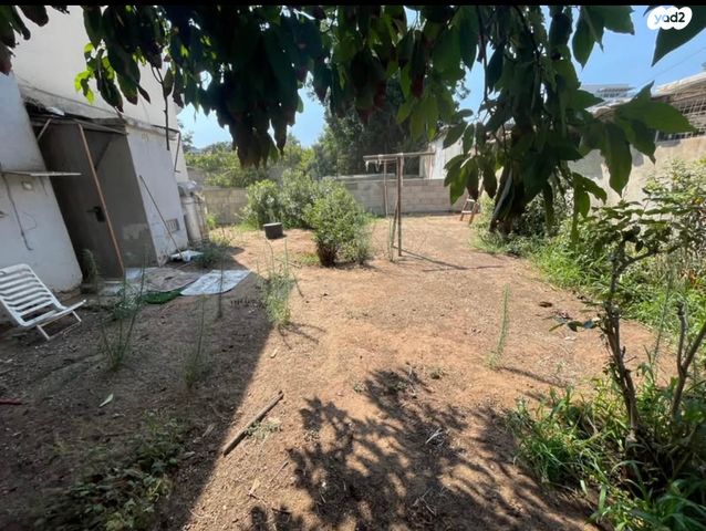 דירת גן, משה גליקסון, נאות הרצל, נתניה