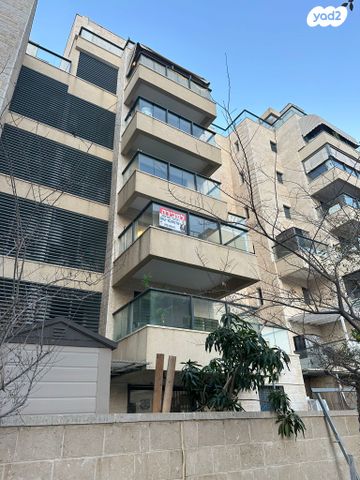 דירה, שמעון פרס 11, המחנה הצבאי, קרית מלאכי