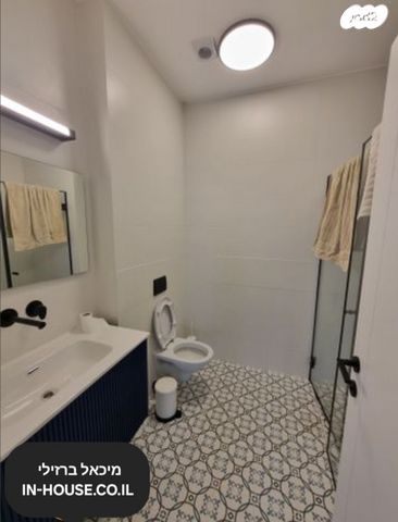 גג/ פנטהאוז, תל מונד