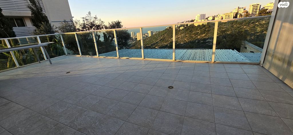 דירת גן, לבונה, חיפה