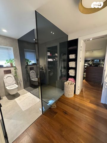 בית פרטי/ קוטג', גולן, רמת השרון