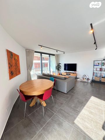 דירה, אברבנאל, פלורנטין, תל אביב יפו