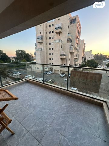 דירה, שמעון פרס 11, המחנה הצבאי, קרית מלאכי