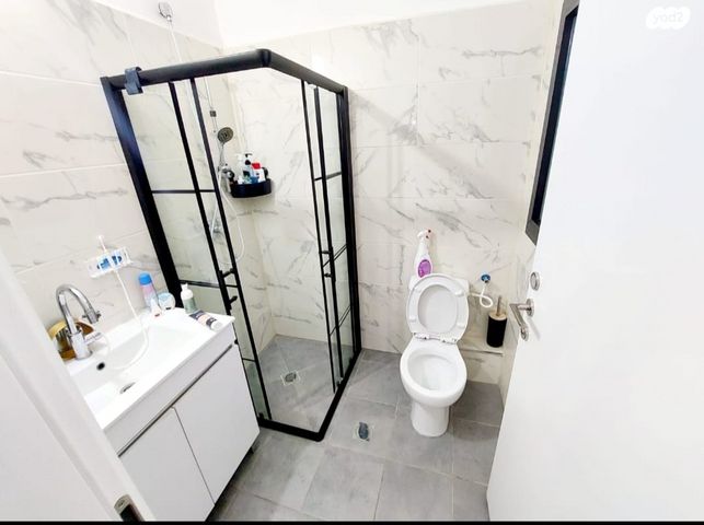 דירה, נתיבות