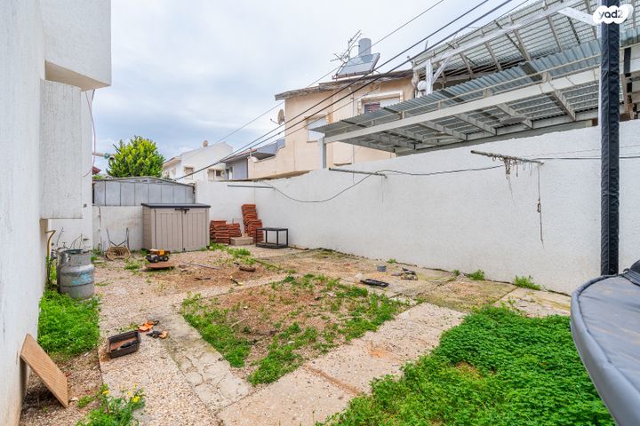 דו משפחתי, החולית, ויצמן, חדרה