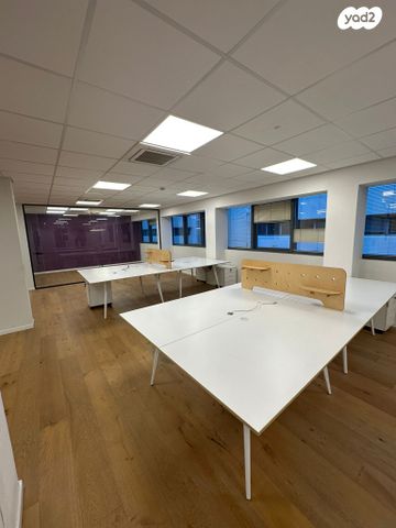 משרדים, ליאונרדו דה וינצ'י 21, גני שרונה, קרית הממשלה, תל אביב יפו