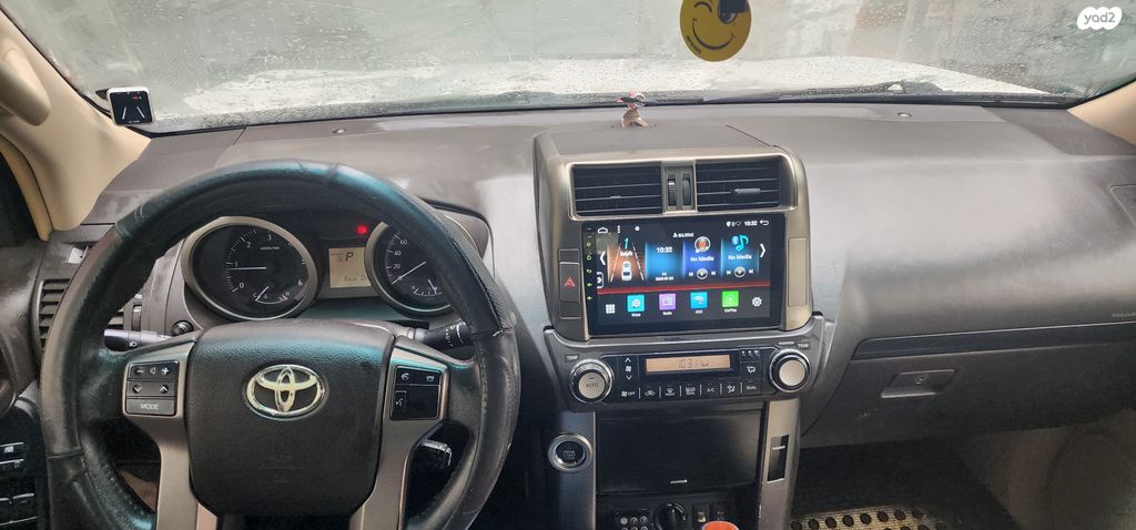 טויוטה לנד קרוזר