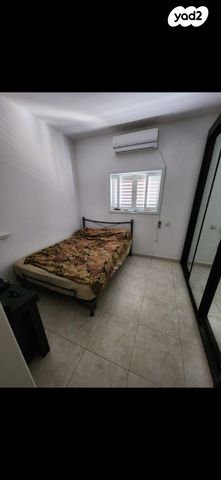 דירה, הרב אברהם יצחק הכהן קוק 44, הר שלום, בני ברק