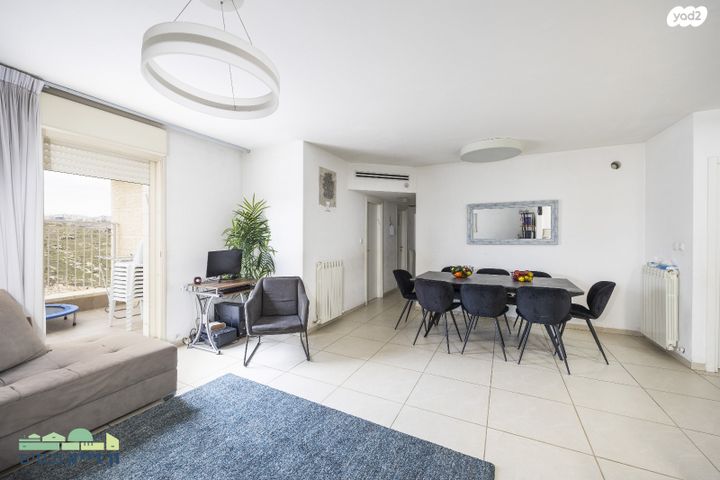 דירה, עמנואל זיסמן, חומת שמואל, הר חומה, ירושלים