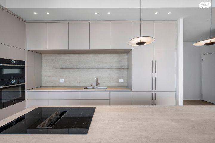 דירה, ליאונרדו דה וינצ'י, גני שרונה, קרית הממשלה, תל אביב יפו