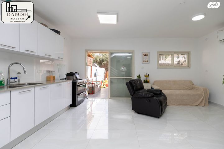 דו משפחתי, כפר יונה