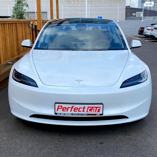 טסלה מודל 3