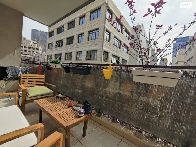 דירה, בית שמאי 14, מונטיפיורי, הרכבת, תל אביב יפו