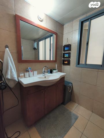 דירה, בית שמאי 14, מונטיפיורי, הרכבת, תל אביב יפו