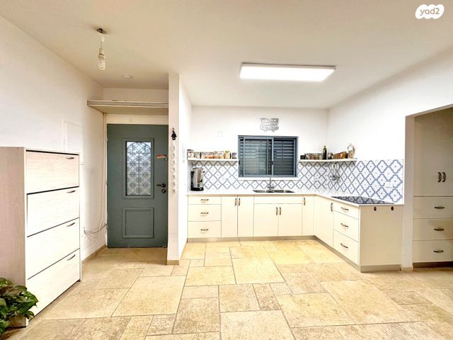 בית פרטי/ קוטג', הנשרים, מרום כנען איביקור, צפת