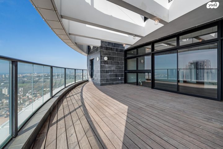 גג/ פנטהאוז, יוסף הגלילי 22, שכונת בן גוריון, מרכז העיר ג', רמת גן