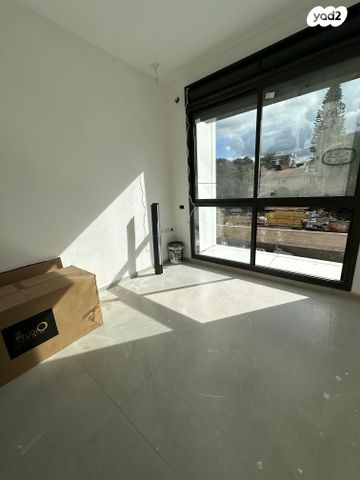 דירה, הרצליה הירוקה, נווה עובד, הרצליה