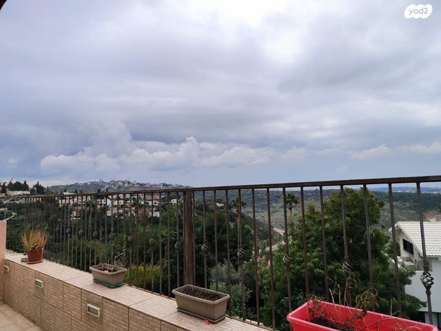 דופלקס, שלדג, צוותא ב, אלפי מנשה