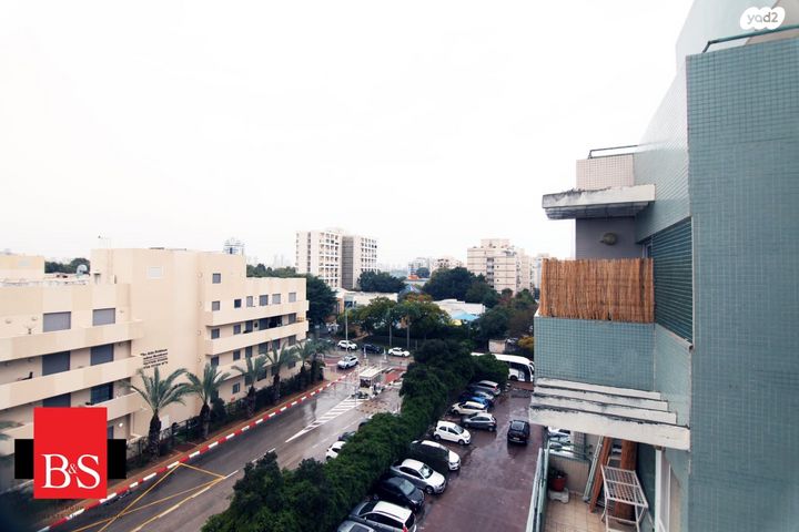 דירה, הרטום 12, משכנות זבולון, נתניה