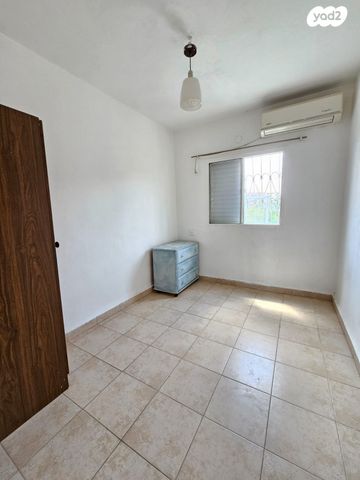 דירה, שיבת ציון, פרוסטיג, קרית אתא