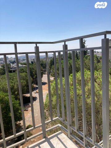 מבוא יסמין 3