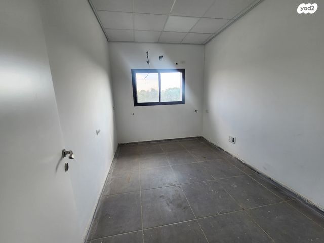 מבני תעשיה, נהורה