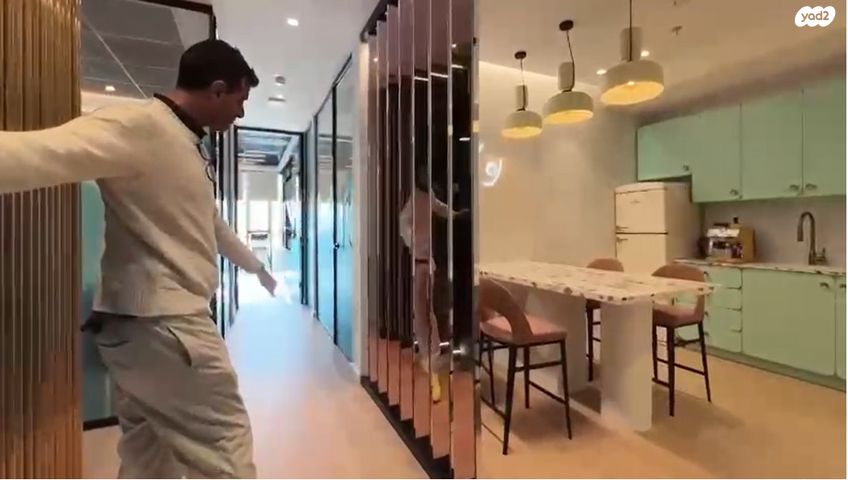 משרדים, שדרות מנחם בגין, החותרים, טירת כרמל