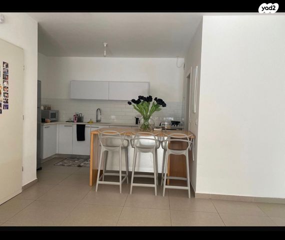 דירה, דליה רביקוביץ 2, נאות שמיר, יבנה