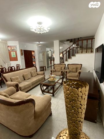 סמטת יקינטון 9