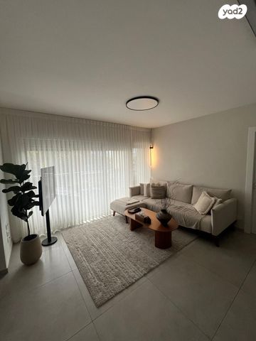 דירה, קהילת פאדובה 32, נאות אפקה א', תל אביב יפו