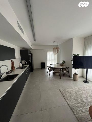 דירה, קהילת פאדובה 32, נאות אפקה א', תל אביב יפו